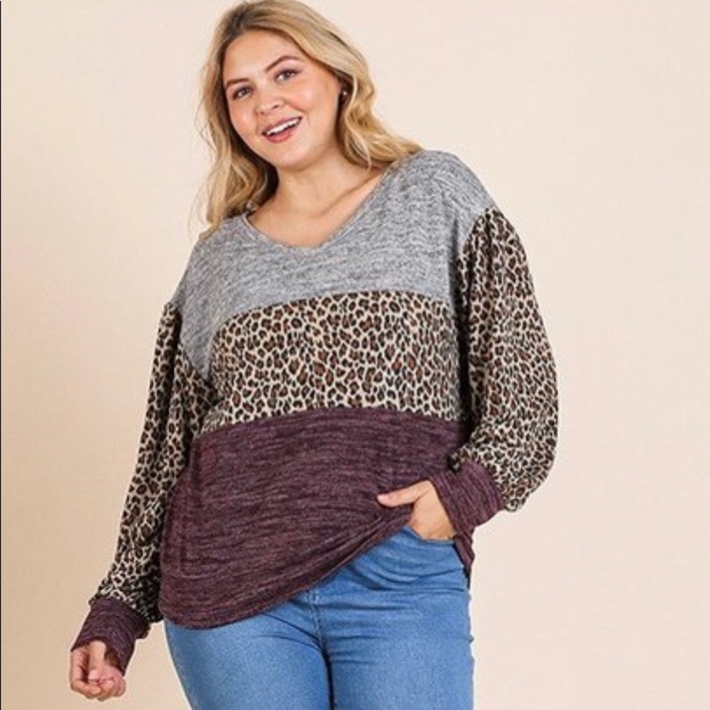 Heathered Colorblocked V-Neck Top